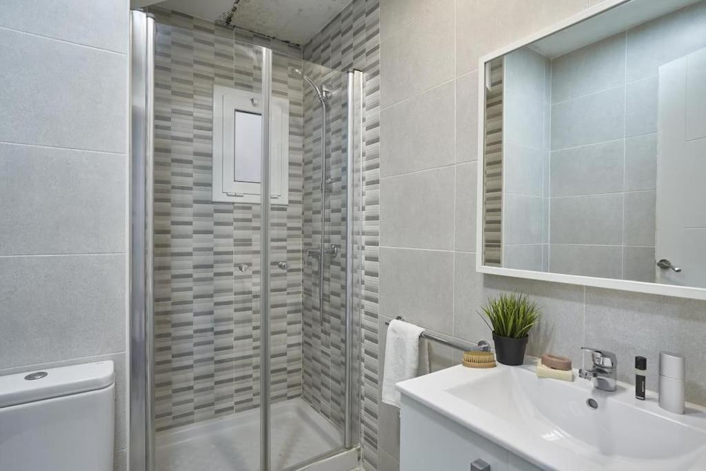 Bebarceloner Sant Andreu Apartments - 3 Bedrooms Exterior photo